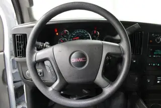 GMC Savana 2025 LT 3500 3dr Extended Passenger Van