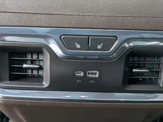 GMC Sierra 1500 2024 4x2 Denali 4p Cabina de tripulacion con 5.8 pies de caja