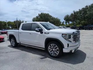 GMC Sierra 1500 2024 4x2 Denali 4p Cabina de tripulacion con 5.8 pies de caja