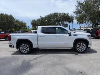 GMC Sierra 1500 2024 4x2 Denali 4p Cabina de tripulacion con 5.8 pies de caja