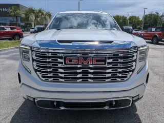 GMC Sierra 1500 2024 4x2 Denali 4p Cabina de tripulacion con 5.8 pies de caja