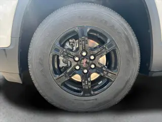 GMC Acadia 2023 4x4 AT4 4p SUV