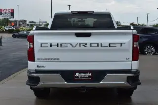 Chevrolet Silverado 1500 2021 4x4 LT 4dr Cabina Doble 6.6 ft. SB con 1LT