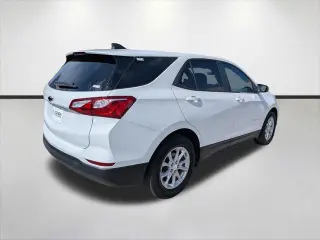 Chevrolet Equinox 2021 LS 4p SUV con 1LS