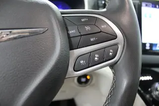Chrysler Pacifica 2023 Touring L 4dr Mini-Van