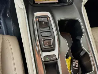 Honda Accord 2018 Touring 4dr Sedan (2.0T I4)