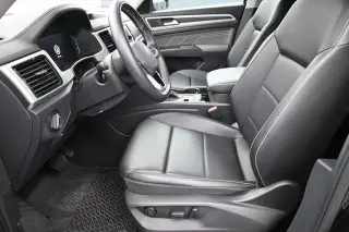 Volkswagen Atlas 2023 V6 SE 4dr SUV con Tecnología