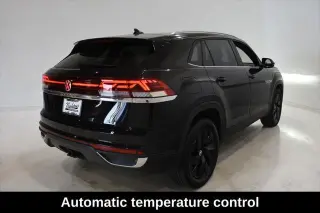 Volkswagen Atlas Cross Sport 2025 SE 4dr SUV con Tecnología
