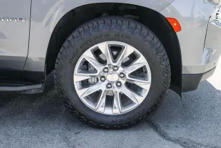 Chevrolet Suburban 2022 4x4 Premier SUV de 4 puertas