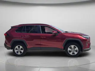Toyota RAV4 2023 XLE 4dr SUV