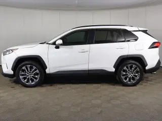 Toyota RAV4 2020 XLE Premium 4dr SUV
