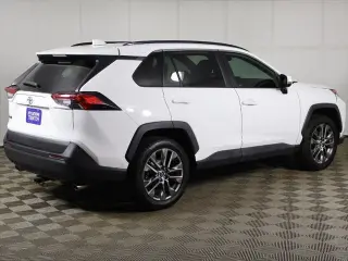 Toyota RAV4 2020 XLE Premium 4dr SUV