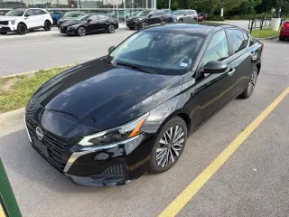 Nissan Altima 2025 2.5 SV 4dr Sedán