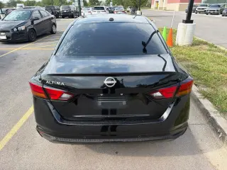 Nissan Altima 2025 2.5 SV 4dr Sedán