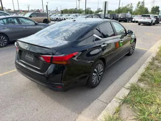 Nissan Altima 2025 2.5 SV 4dr Sedán