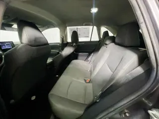 Toyota RAV4 2021 LE 4p SUV
