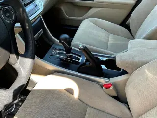 Honda Accord 2013 LX 4dr Sedan CVT