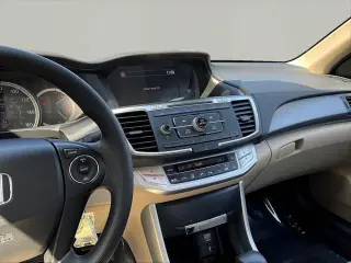 Honda Accord 2013 LX 4dr Sedan CVT