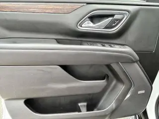 Chevrolet Suburban 2021 4x2 High Country SUV de 4 puertas