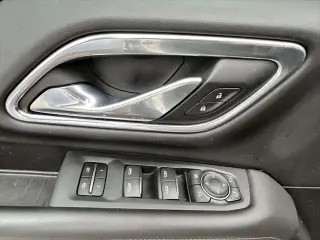 Chevrolet Suburban 2021 4x2 High Country SUV de 4 puertas