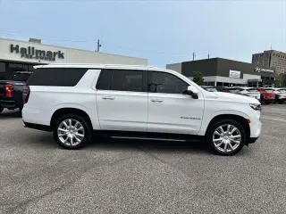 Chevrolet Suburban 2021 4x2 High Country SUV de 4 puertas