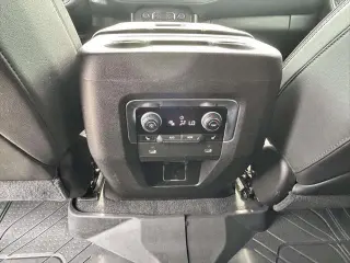 Chevrolet Suburban 2021 4x2 High Country SUV de 4 puertas