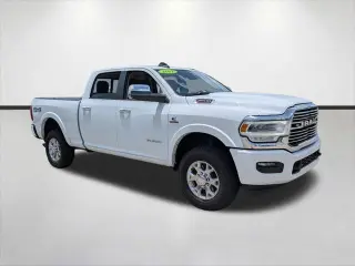 Ram 2500 2022 4x4 Laramie 4puertas Crew Cab 6.3 ft SB Pickup