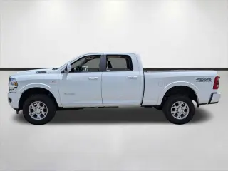 Ram 2500 2022 4x4 Laramie 4puertas Crew Cab 6.3 ft SB Pickup