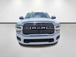 Ram 2500 2022 4x4 Laramie 4puertas Crew Cab 6.3 ft SB Pickup