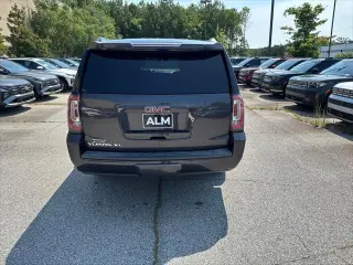 GMC Yukon XL 2018 4x2 SLT SUV de 4 puertas