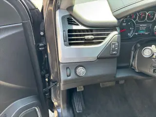 GMC Yukon XL 2018 4x2 SLT SUV de 4 puertas