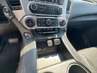 GMC Yukon XL 2018 4x2 SLT SUV de 4 puertas