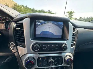 GMC Yukon XL 2018 4x2 SLT SUV de 4 puertas
