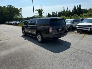 GMC Yukon XL 2018 4x2 SLT SUV de 4 puertas