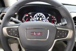 GMC Acadia 2023 4x4 Denali 4p SUV
