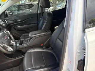 GMC Acadia 2023 SLT 4dr SUV