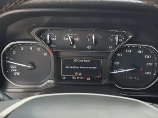 GMC Sierra 1500 2019 4x4 AT4 4dr Cabina de Tripulacion 5.8 ft. CB