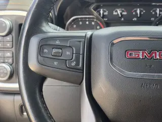 GMC Sierra 1500 2019 4x4 AT4 4dr Cabina de Tripulacion 5.8 ft. CB