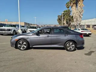 Honda Civic 2020 LX 4p Sedan CVT
