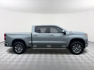 Chevrolet Silverado 1500 2024 4x4 LT 4dr Crew Cab 5.8 ft. SB con 1LT