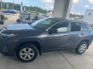 Toyota RAV4 2024 LE 4dr SUV