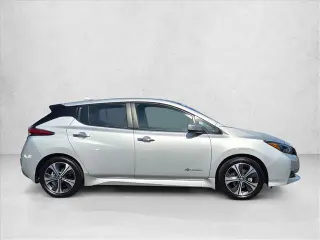 Nissan LEAF 2018 SV 4dr Hatchback