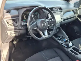 Nissan LEAF 2018 SV 4dr Hatchback