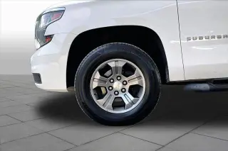 Chevrolet Suburban 2017 4x4 LT 4p SUV