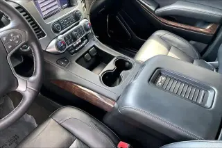 Chevrolet Suburban 2017 4x4 LT 4p SUV