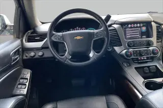 Chevrolet Suburban 2017 4x4 LT 4p SUV