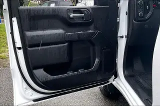 Chevrolet Silverado 1500 2025 4x4 Custom 4p. Cabina Tripla 5.8 ft. CB