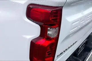 Chevrolet Silverado 1500 2025 4x4 Custom 4p. Cabina Tripla 5.8 ft. CB