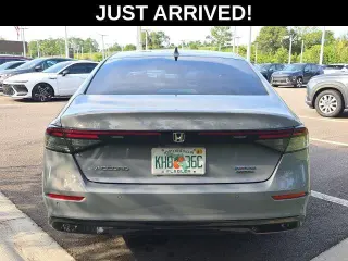 Honda Accord Hybrid 2024 Touring 4dr Sedán