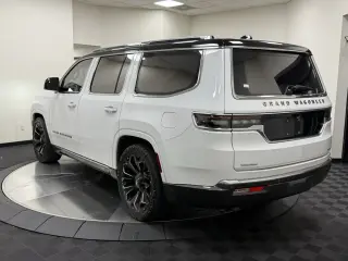 Jeep Grand Wagoneer 2022 4x4 Serie III 4p SUV